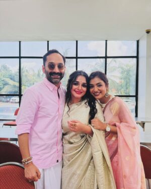 Ann Augustine Instagram - 🌸

Wearing @chelaclothing 
Make up @sajithandsujith 
Stylist  @asaniya_nazrin 

#bestfriends #bestfriendswedding #banarasi #chelafied #sadhya #sajithandsujith #jewelleryaddict #coffeelover