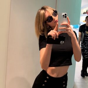 Anna Maria Iliadou Instagram - Καλό μήνα με March dump 💗