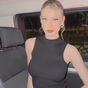 Anna Maria Iliadou Instagram - Καλό μήνα με March dump 💗