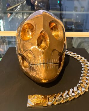 Anna Tsuchiya Instagram - @justindavis_jewels 
展示会に行ってきたよん❤️‍🔥
最高にカッコいいアイテムと
ぶっ飛んだ空間😘🫶
大好き😘❤️‍🔥❤️‍🔥❤️‍🔥

@kotaro___yamada 
発表おめでとう👏

#土屋アンナ 
#annatsuchiya
