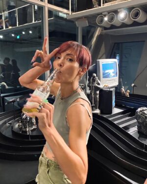 Anna Tsuchiya Instagram - @justindavis_jewels 
展示会に行ってきたよん❤️‍🔥
最高にカッコいいアイテムと
ぶっ飛んだ空間😘🫶
大好き😘❤️‍🔥❤️‍🔥❤️‍🔥

@kotaro___yamada 
発表おめでとう👏

#土屋アンナ 
#annatsuchiya