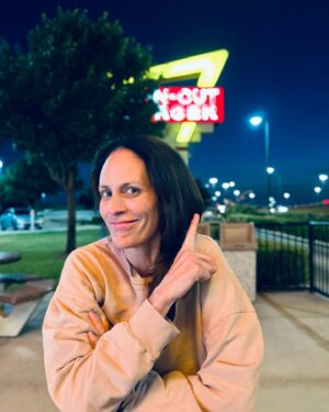 Annabeth Gish Instagram - Summer is for road trips and roadside attractions. And always… IN-N-OUT