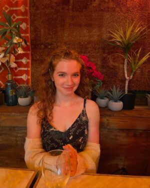 Annalise Basso Instagram - :} :D ;\
@davinsimms