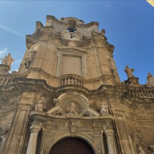 Anne Burrell Instagram - Ciao ciao from Bella Sicilia!!!! Having a ball in Trapani today!!! #theclaxtons #ilovewhatido #luckygirl #sicily #italy