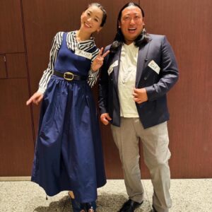 Anne Watanabe Instagram - #だれかtoなかい

ずっと笑ってた🤣🤣🤣🤣

オンエアは一体どうなっちまうのか…

ディスティライドで乾杯しながら見たいと思います！🍺
#雰囲気北欧酒場

秋山さん。本当にありがとうございました！