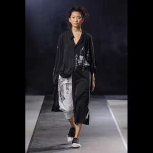 Anne Watanabe Instagram - Yohji Yamamoto POUR HOMME 2025 S/S Collection 

@yohjiyamamotoofficial
#yohjiyamamoto
