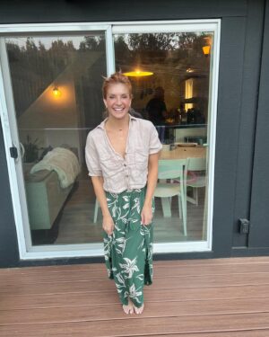 Anneliese van der Pol Instagram - Hope you had a great weekend. We went to the lake. Took no pictures of the lake. 

#lake #crestline #arrowhead #family
