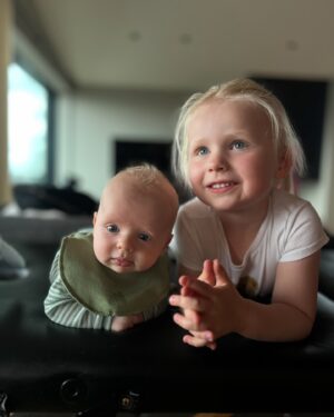 Anníe Mist Þórisdóttir Instagram - Thank you for making me a mom ❤️ 4 Years Old! 

One of the most incredible things about being a mom is experiencing things AGAIN - through the eyes of your child. The unfiltered joy, the raw emotions and laughter. For a 4 year old, most days is an ADVENTURE and I am forever grateful that I get to go on these adventures with YOU, my FREYJA. 

#enjoylife #grateful