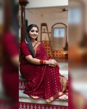 Anshita Akbarsha Instagram - Wearing My Ummi’s 24 Years Old Saree✨This Saree Has Many Memories And Stories 🤍✨🧿
@dhulkargulami 
#momssaree #memories #happy #love #momlife #mom #beautiful #smile #bepositive #behappy