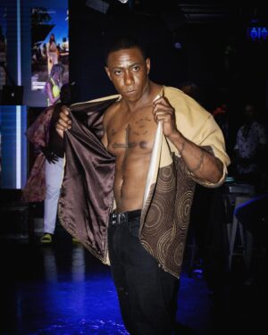 Anthony Knight Instagram - Always making a smooth appearance 🧥✌️✝️

  @theanthonyknight 

#photographer#modelshoot#model#fashionable#fashionstyle#smoot#appearance#jupiter#miami#ftlauderdale#southflorida#thursday#thursdaymotivation#thursday