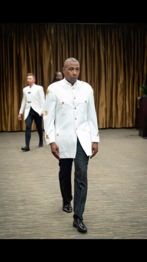 Anthony Knight Instagram - Presented by #magnifiquefashionshow 
#victoriahenleysmagnifique @victoriahenley 
Photos and videos 📸 🎥 @x2artphoto 
Designers:
 @iammrcarlyle 
@amazingcreationsbycarla_llc 
@glowartphotographyyorkpa 
#runway #foryoupage #explore #model #modellife 
#reel #reelsinstagram #share #bestversionofme 
For booking contact @westhavenmgmt