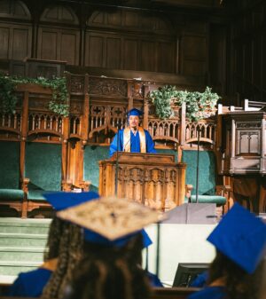 Anthony Ramos Instagram - WE GRADUATED! Thank you @amdaofficial for having me as the commencement speaker for the 2024 graduate class 🎓

Happy to have spent this day with my family and my closest friends. 

They didn’t wanna throw the hats…. 😂