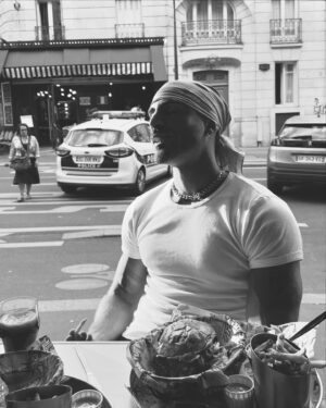 Antoine Goretti Instagram - Burger au bœuf supplément poulet 🐔
