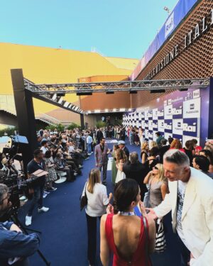 Antonino Monteleone Instagram - ONORATO, EMOZIONATO, GRATO

onorato perché il servizio pubblico è una responsabilità che pesa; emozionato perché l’ho sognato di nascosto; grato ai miei coraggiosi compagni d’avventura e a ciascuno di voi per il supporto e l’incoraggiamento 

💗🙏🏻

l’autunno è vicino e noi saremo pronti a raccontarvi L’Altra Italia su @instarai2 ogni giovedì in prima serata

Pronti?! 😎📺

©️ AGI per Ufficio Stampa RAI