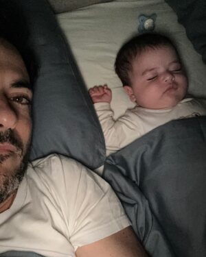 Antonino Monteleone Instagram - la parte più bella di me compie un anno 😍

scorri fino alla fine questo carosello da DILF LIFE 😂 per capire perché dicono che mi somigli un po’ 😇😎

Auguri Edoardo amore mio 😍