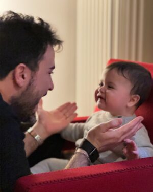 Antonino Monteleone Instagram - la parte più bella di me compie un anno 😍

scorri fino alla fine questo carosello da DILF LIFE 😂 per capire perché dicono che mi somigli un po’ 😇😎

Auguri Edoardo amore mio 😍
