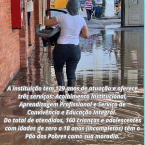 Antonio Villeroy Instagram - A Fundação Pão dos Pobres é uma das instituições que estamos apoiando, nesse momento difícil porque passa Porto Alegre.

O Pão dos Pobres existe há 129 anos acolhendo e protegendo milhares de crianças, adolescentes e jovens em situações de vulnerabilidade.

Muitas dessas crianças moram no Pão dos Pobres e precisam, especialmente neste momento de calamidade, da tua ajuda, pois o local está totalmente inundado e tiveram que sair da sua sede.

E agora eles precisam muito da tua ajuda para recuperar o espaço e voltar a oferecer esses serviços. 

E siga o Instagram deles @fundacaopaodospobres 

Apoie o Pão dos  Pobres 

Pela chave PIX: E-mail paodospobres@paodospobres.com.br

Para doações internacionais:

O Pão dos Pobres de Santo Antônio
Swift: BRASBRRJCTA
Agência Vinculada: 0010 - EMPRESA PORTO ALEGRE (RS)
Conta Vinculada: 205.076-5
IBAN: 8500000000000100002050765C1