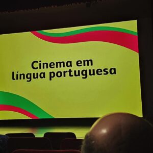 Antonio Villeroy Instagram - O @festin_festival está acontecendo no meu bairro, a freguesia de Benfica no @cineteatroturim 

Hoje tive a felicidade de assistir o filme "Porto Príncipe" cuja a trilha sonora é de um dos grandes compositores da nossa música a viver em Portugal. Assim reencontrei meu velho amigo @antoniovilleroy 

Parabéns a todos os envolvidos no filme. Parabéns à 15° edição do FestIn. 

Cinema feito com Amor e entrega!!!
#Cinema 
#cinemabrasileiro 
#cinemaemlinguaportuguesa
#festivaldecinema 
#cinemanatelona