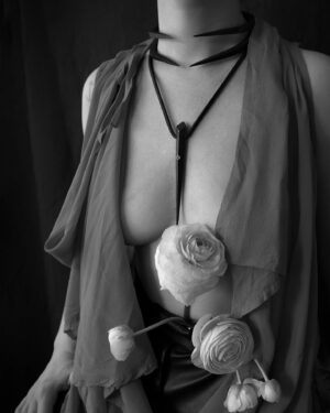 Anu Tera Instagram - • Pedipalp Choker   Single Spear Necklace II • #anutera #choker #datkfashion #avantgardefashion #wearableart #gothicjewelry