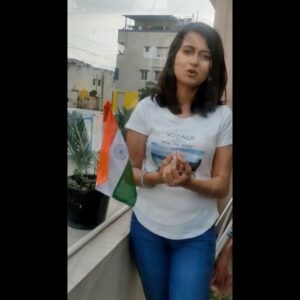 Anubha Sourya Sarangi Instagram - Ok the fifth try! 😬
A small message for my country. 
A very happy Independence Day! 🧡🤍💚🇮🇳 #aazadikaamritmahotsav