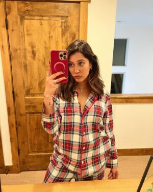 Anuja Joshi Instagram - Define nice.