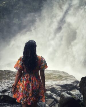 Anupama Gowda Instagram - Be still and listen to the story that the rain is telling you ☔️
@ayatana.resorts 

Dress : @zudio 
PC: @ishitavarsha_official
