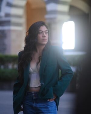 Anurita Jha Instagram - Be silent .. close your eyes and dance to your own rhythm 🎵 
For then the noises will not distract you 🌬️ 

📷 @isumitbaruah 
Muah @jiyajadhav60 
.

.
.
.
.
.
.
.
.
.
.
.
.
.
.
..
.
.
.
.
.
.
.
.
.
.
.
.
.
.
.
.

#insta #instapost #shoot #stills #anurittakjha