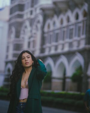 Anurita Jha Instagram - Be silent .. close your eyes and dance to your own rhythm 🎵 
For then the noises will not distract you 🌬️ 

📷 @isumitbaruah 
Muah @jiyajadhav60 
.

.
.
.
.
.
.
.
.
.
.
.
.
.
.
..
.
.
.
.
.
.
.
.
.
.
.
.
.
.
.
.

#insta #instapost #shoot #stills #anurittakjha
