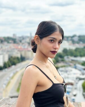 Anusha Viswanathan Instagram - Praha, you will follow me forever like a shadow. 💜🖤🤍
.
.
.
📸: @adi2gupta ❤️‍🔥
.
.
.

#prague #views #love #mood #panorama #travel #traveller #travelphotography #travelblogger #travelgram #europe #summerineurope #fashion #blackdress #blackismyhappycolor #aesthetic #darklips #aurora #dreamy #jenesaisquoi #fashionblogger #lifestyleblogger #music #explore #experience #discover #windy #windinmyhair