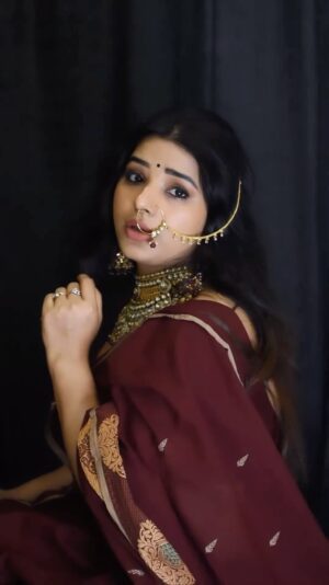 Anushka Srivastava Instagram - Alamzeb 🌒 🌙 🌒 🌙  #heeramandi #heeramandionnetflix #sanjayleelabhansali #netflix #anushkasrivastava #reels #viral