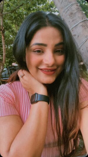 Anushka Srivastava Instagram - ❤️