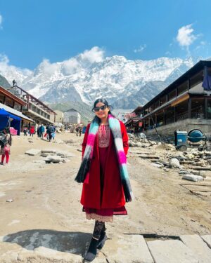Anushka Srivastava Instagram - “Blessed by the sacred vibes of Kedarnath ✨ 

#SpiritualJourney #DivineBlessings” #HeavenOnEarth  #InAweOfNature #DivineSplendor” #PeacefulVibes #InnerHarmony” #NatureIsMyTemple #BlessedBeyondWords #DivineGrace”#PilgrimageGoals #KedarnathYatra”