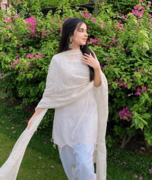 Anvesha Vij Instagram - 🤍🌸