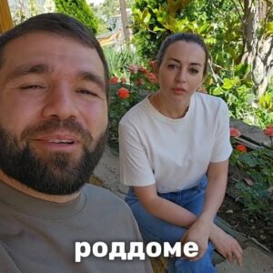Anzhelika Kashirina Instagram - Подкатил к девушке пока она не видит!
#подкат  #пикап #даешьмолодежь #борцыквн #борцытнт #аминкороче #борцынтв #юмор #корочеее