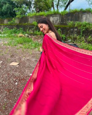 Aparna Dixit Instagram - Haan ke haan 🎵♾️
