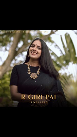 Aparna Nair Instagram - The new definition of grandeur and royalty, exclusively for you. Here, @appunair adorns her inner charm and beauty with the classiest masterpieces  from jewellery by R. Giri Pai.

#jewellery #jewellerydesign #jewellerylover #indianjewellery #handmadejewellery #bridaljewellery #jewelleryaddict #jewellerydesigner #weddingjewellery #jewellerygram #jewelleryoftheday #jewellerycollection #jewellerylovers #jewelleryshop #antiquejewellery #jewellerystore #fashion #fashionjewellery #instafashion #fashionportrait #fashionideas #eternal #eternal jewellery #giripai #gold