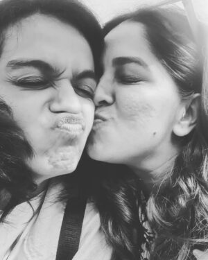 Aparna Nair Instagram - To my most favourite girl..
I'm so happy that I found you ami kolusu...everyone needs a friend like you.. love love you...
Happy birthday amikols.. 😘😘