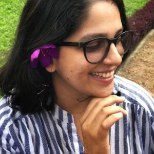 Aparna Nair Instagram - Days when you trust and flow.. !!

#lookbackatit #shorthair