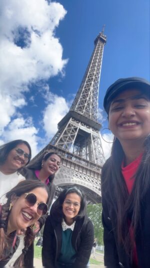 Aparna Nair Instagram - Album : recent from Paris

#paradise #friendshipgoals #trending #travel