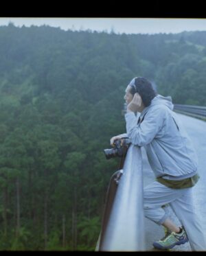 Arata Iura Instagram - _
幻の歌“まつばんだ”
屋久島に残る民謡“まつばんだ”に惹かれて
島を旅したフォト・ルポルタージュ
@sauntermag.japan の特集で掲載しきれなかった写真で
サイドストーリー始めます

#まつばんだに導かれて

photo： @rikiyanakamura 

#屋久島
#サウンターマガジン 
#写真集のようなものシリーズ