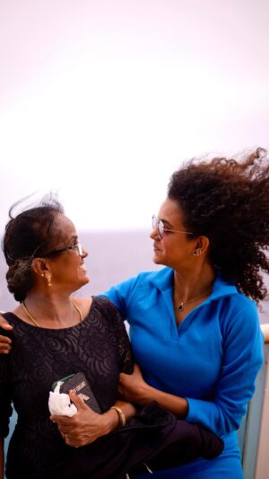 Archana Kumar Instagram - I shot this video at the cruise coz it was ultimate fun with amma😂🤭
.
.
.
📸: @thiru._.official 
#cruise #cordeliacruises #cruisingwithmom #vadivelcomedy #archu #archusreels #archanakumar #reelsinstagram #reelitfeelit