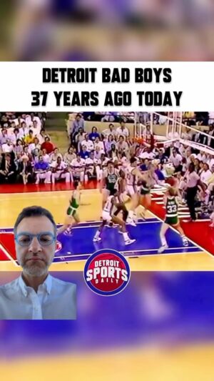 Ari Aguiar Instagram - Basquete nos anos 80. Porrada comia solta sem dó. Que loucura que era.