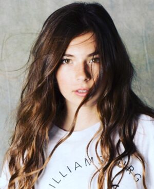 Aria Spinello Instagram - Missing Kylie😍.. #natural #messyhair #whatever