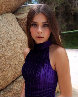 Aria Spinello Instagram - Is purple my color 🤷🏽‍♀️ comment down below