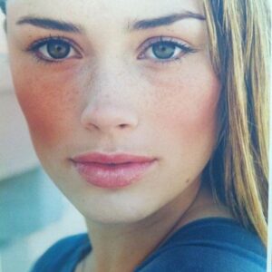 Arielle Vandenberg Instagram - I guess I always liked blush? Look at baby Rel. I was like 12 here. 🥹