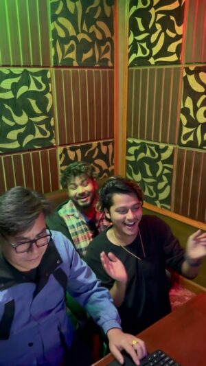 Arjun Sapkota Instagram - “डाँडैको टुनी सम्झीदिए हुँनी” मायालुले कहिले त ..🥰
.
.
.
.
Song: Dadaiko Tuni (Bammai jani Railaima)
Vocal: Arjun Sapkota | Shanti shree Pariyar
Music: Arjun Sapkota lyric: Shiva Hamal
YouTube: Arjun Sapkota
.
.
.
.
.
#arjunsapkota 
#reelsinstagram #PahadiSong #nepal🇳🇵 #trending #reelsfb #trendingreels #nepalisong #explore #kathmandu #reels #instagood #reelsvideo #viral