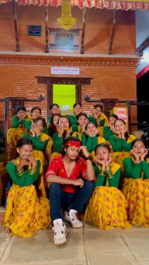 Arjun Sapkota Instagram - सबैलाई पिर परिच ..
.
.
.
.
.
.
.
.
.
.
.
.
#arjunsapkota
#reelsinstagram #PahadiSong #nepal🇳🇵 #trending #kathmandu #trendingreels #concert #explore #fyp #reels #instagood #reelsvideo #viral