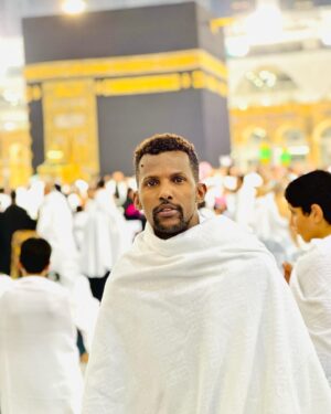 Armaan Haggio Instagram - Alhamdullilah qof’walbo si niyad ah ayaan ugu soo duceeyey… alle ha inaga aqbalo insha allah amein