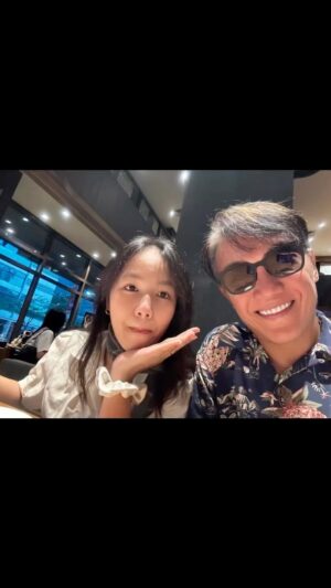 Arnel Pineda Instagram - #decembertwentyfive #itsfullmoon #blessusfullmoon #bluesapphire #christmasfullmoon