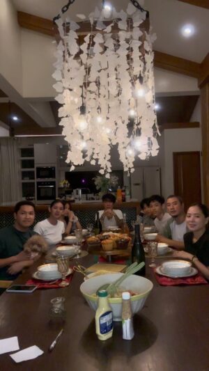 Arnel Pineda Instagram - #HappyThanksgivingDay  @journeyofficial #Neal #Jon #Ross #Steve #Deen #Jason #Todd #mydearfriends #youknowwhoyouare #myIGfriends @yulsession ..
this kind of celebration would not have been possible if not for your undying love and support…
#PhilippinesAmerica #hopeyouallhadanamazingTHNKSGIVINGDAY #seeyouallnextyear ❤️❤️❤️